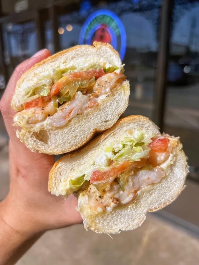 Large Grilled Shrimp Poboy.